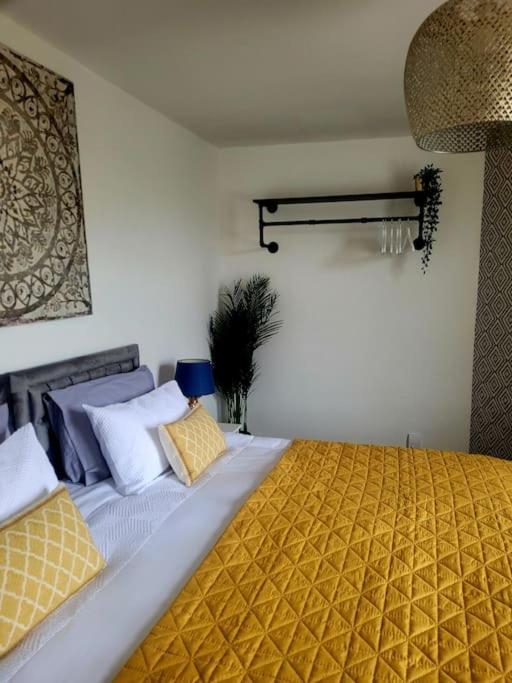 No 1 The Terrace Apartman Rainhill Kültér fotó