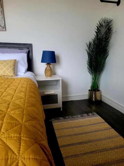 No 1 The Terrace Apartman Rainhill Kültér fotó