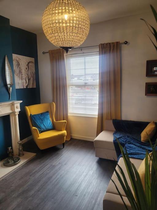 No 1 The Terrace Apartman Rainhill Kültér fotó